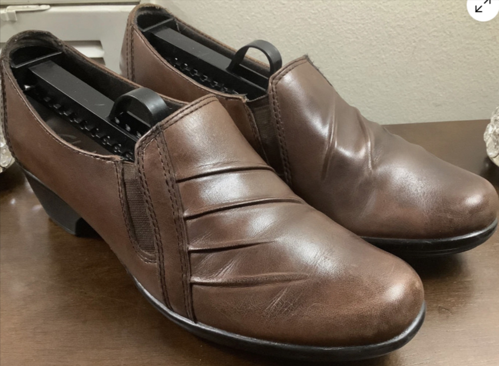 Clarks Partridge Brown Leather Slip On Loafers Women’s Size 8.5